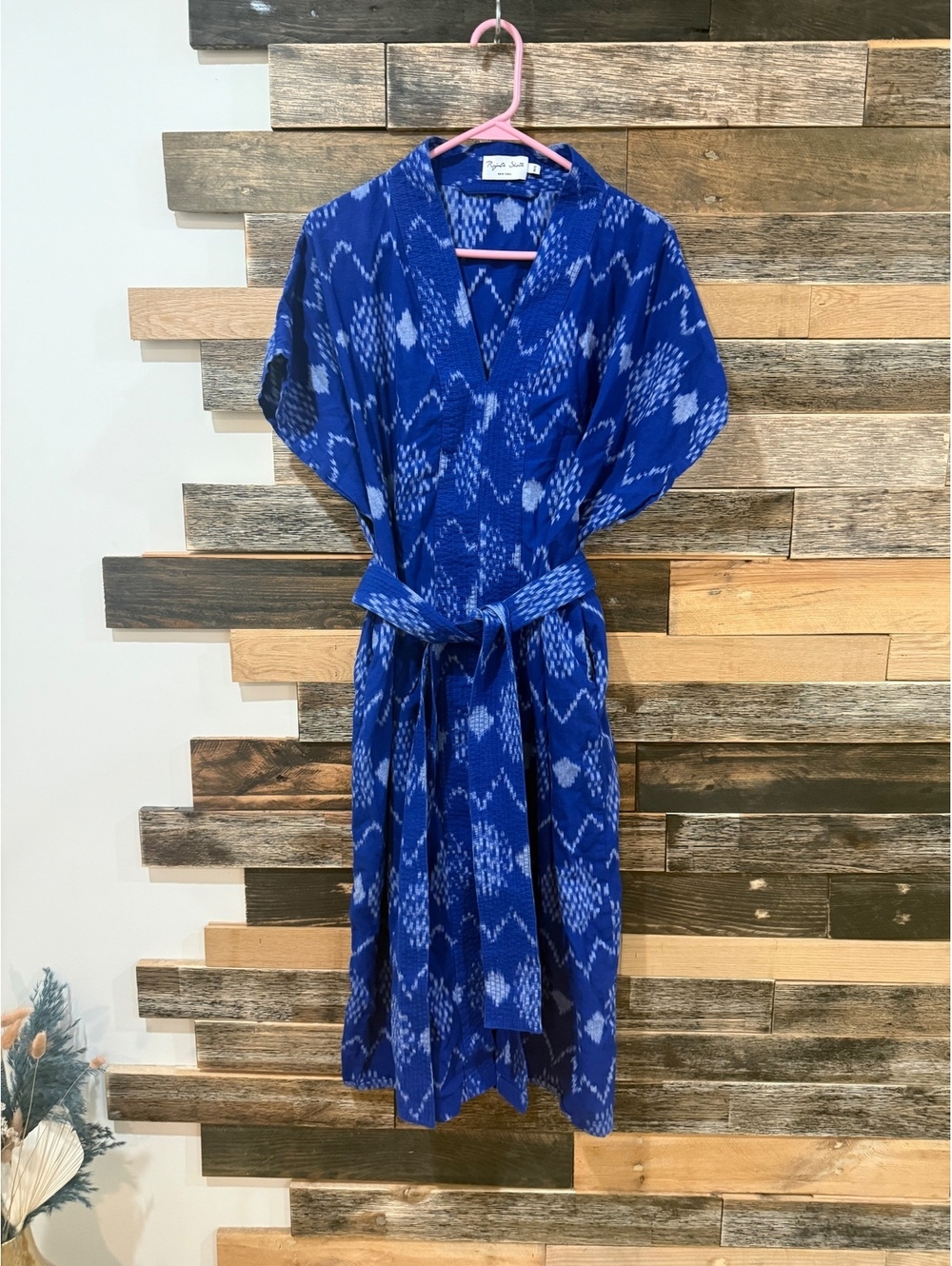 Rujuta Sheth dress size M/L